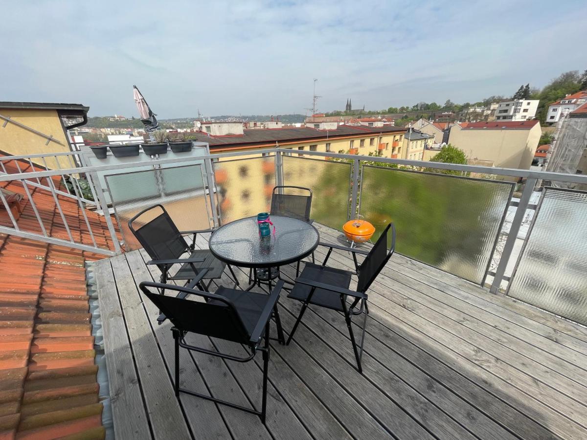 Good Times By Vysehrad Apartman Prága Kültér fotó